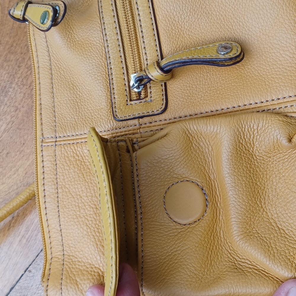Vintage Tignanello Leather Crossbody Purse - Picture 7 of 11